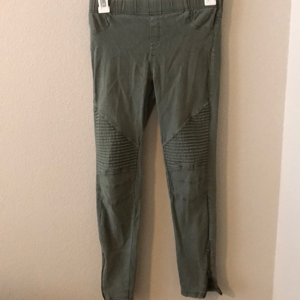 Olive green piper Jeggings.